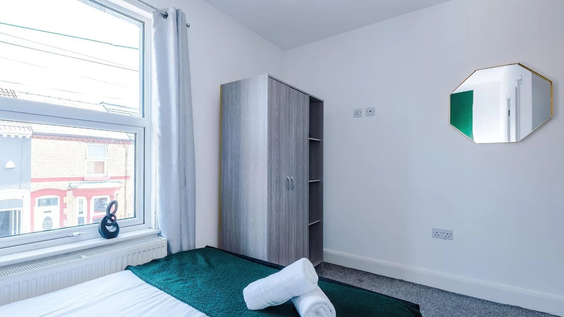 Strathcona House - Air Host & Stay - 3 Bedroom - 3 Bathroom Liverpool United Kingdom