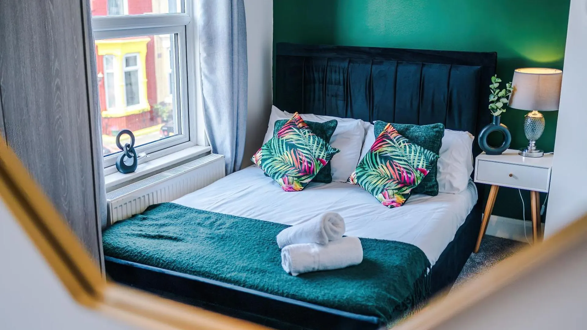 Strathcona House - Air Host & Stay - 3 Bedroom - 3 Bathroom Liverpool 0*,